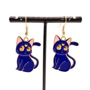 Sailor moon Luna cat earrings